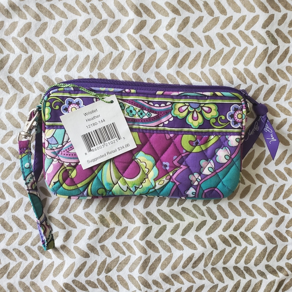 NWT Vera Bradley Wristlet in Heather